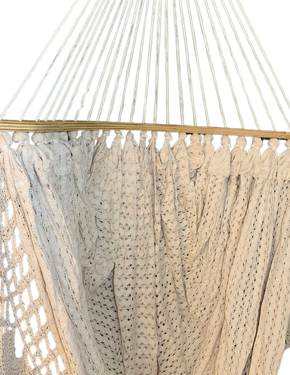 Curved Fabric with Macramé