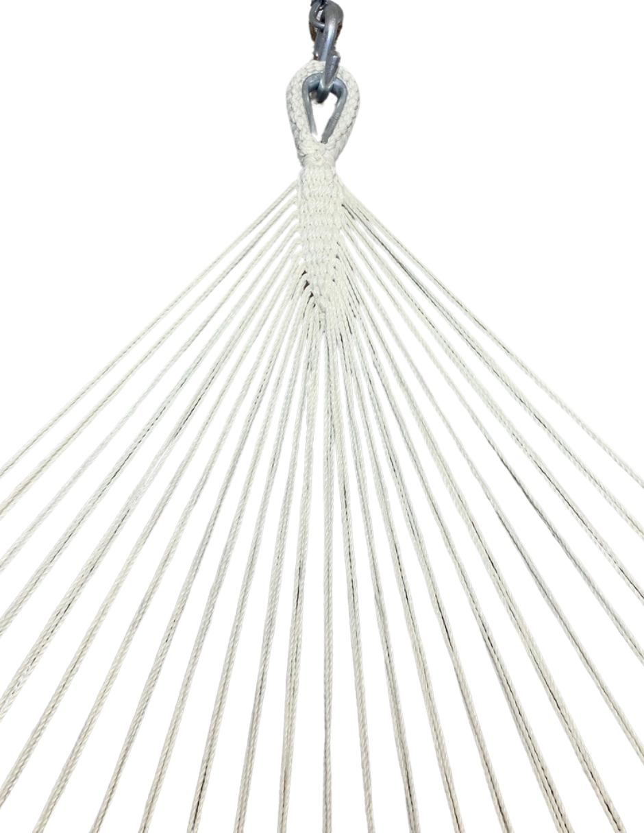 Courbe de tissu à pompons