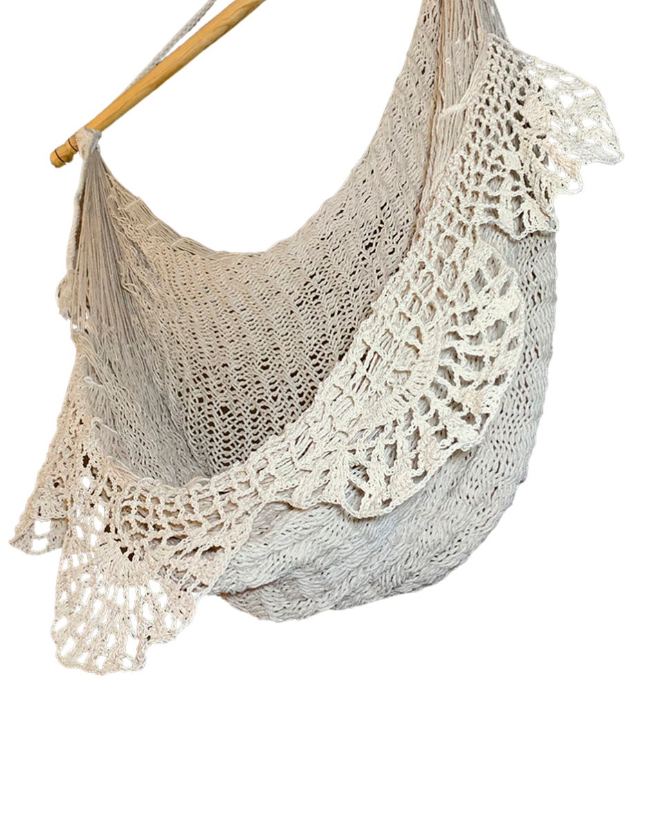 Droit avec macramé