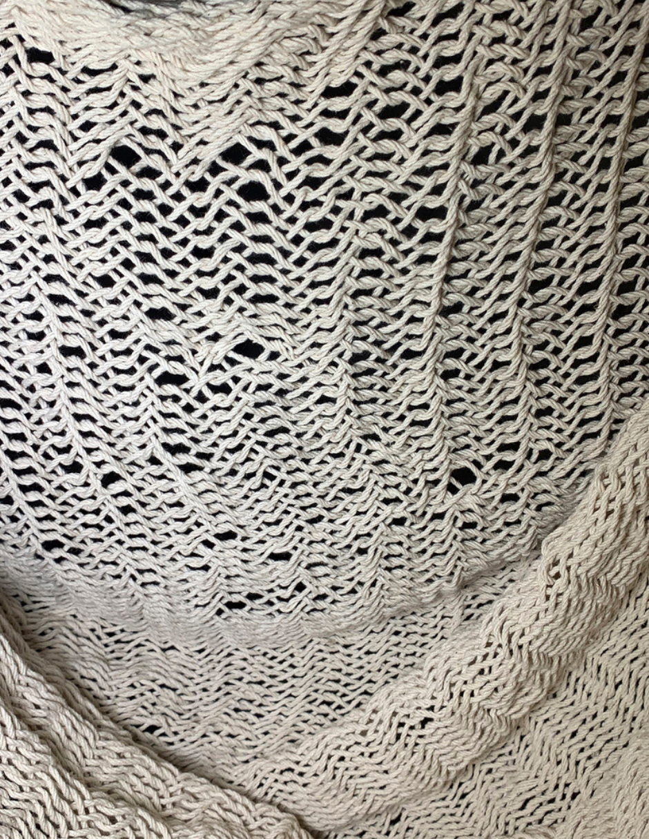 droit avec des pompons