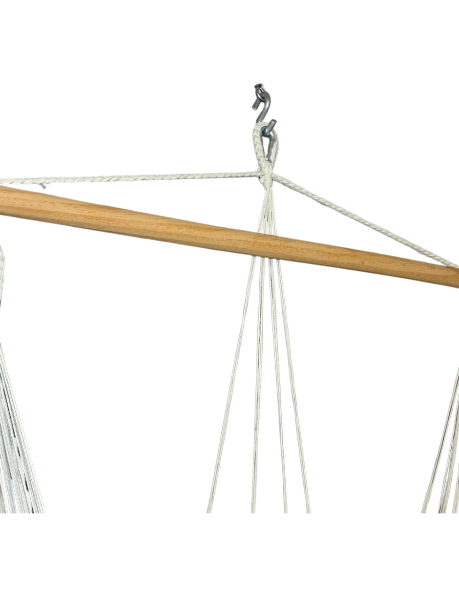 3 Rods with Macramé