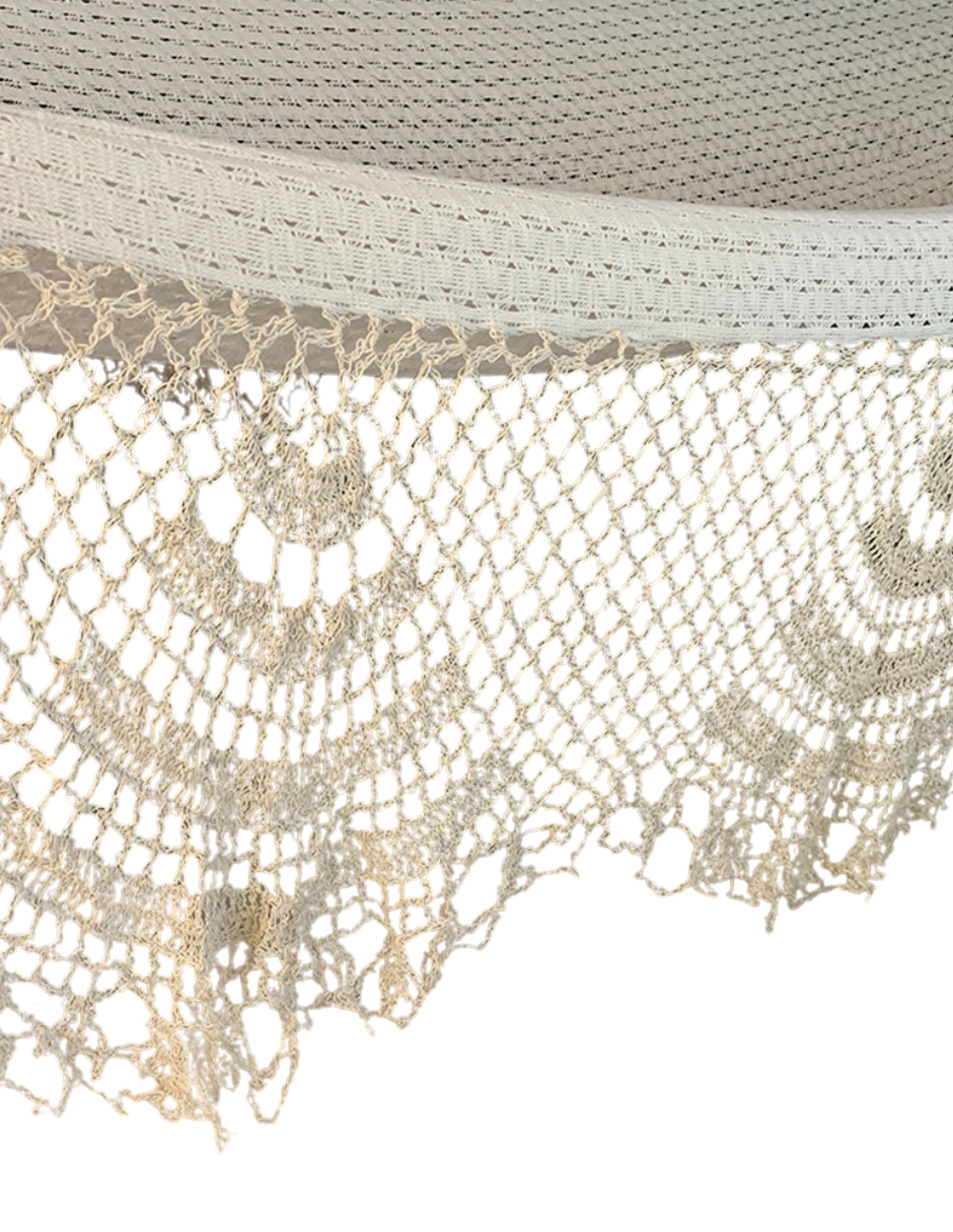 Courbe de tissu avec macramé