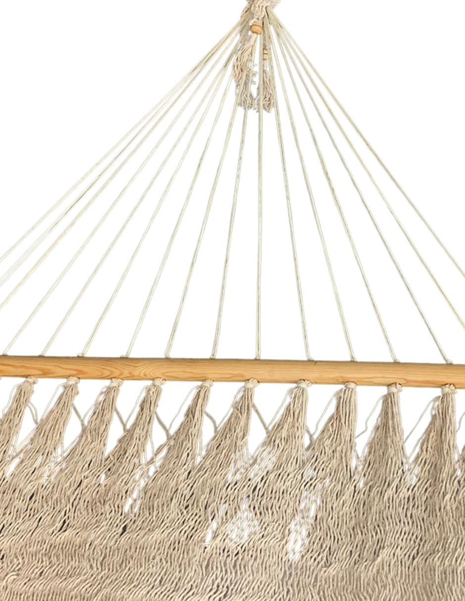 Droit avec macramé