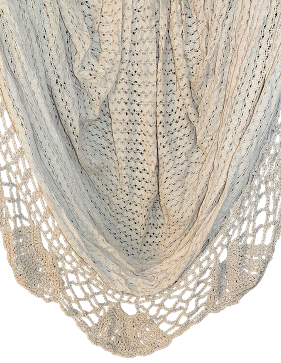 Curved Fabric with Macramé