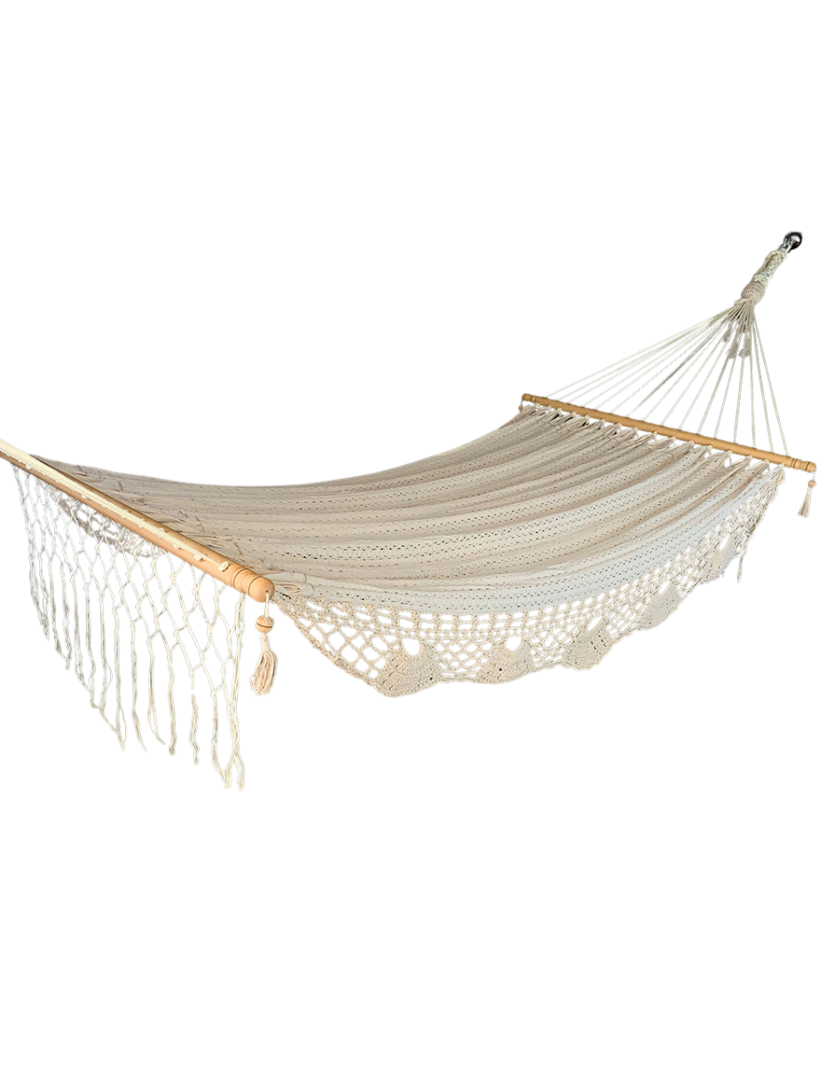 Tissu droit avec macramé