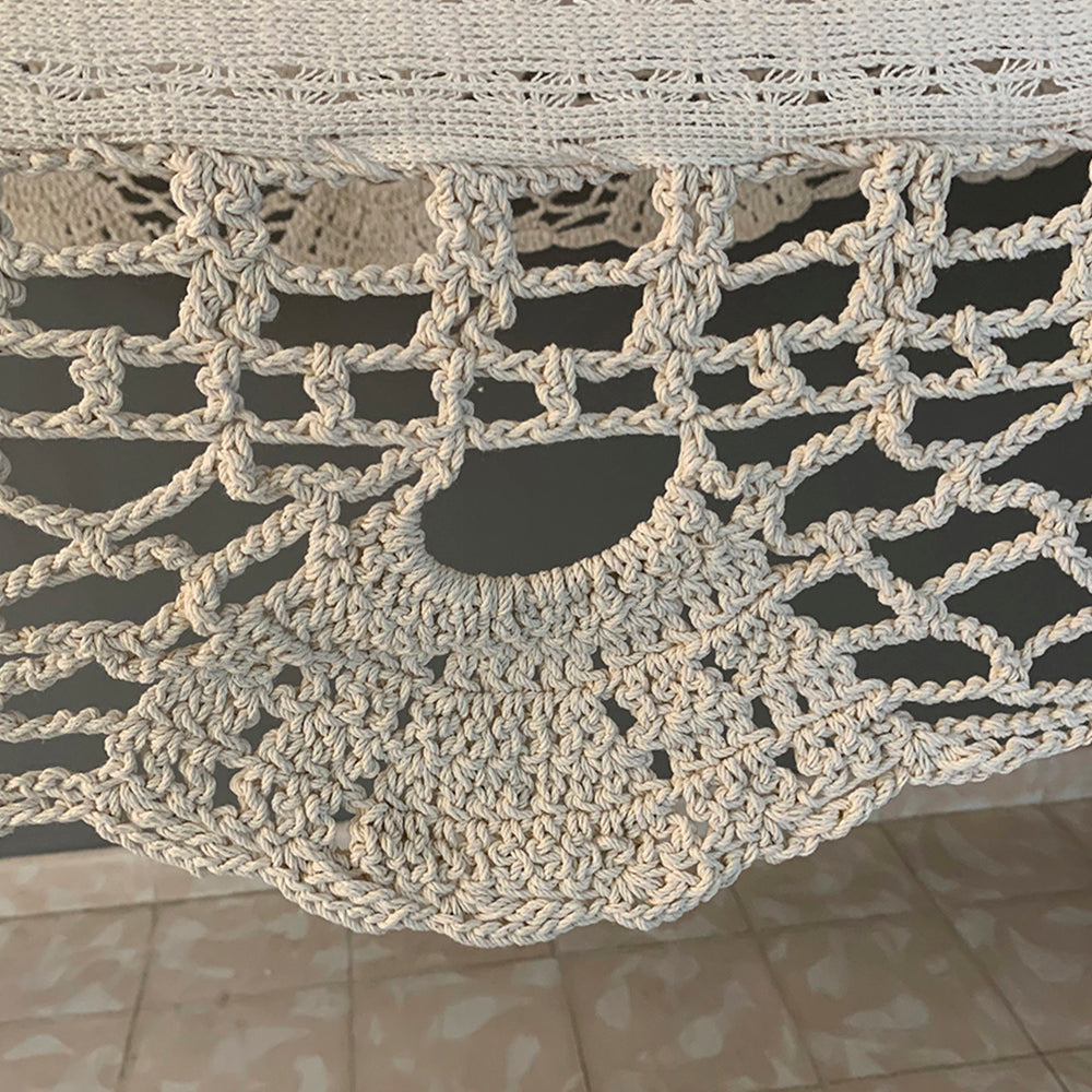 Tissu droit avec macramé