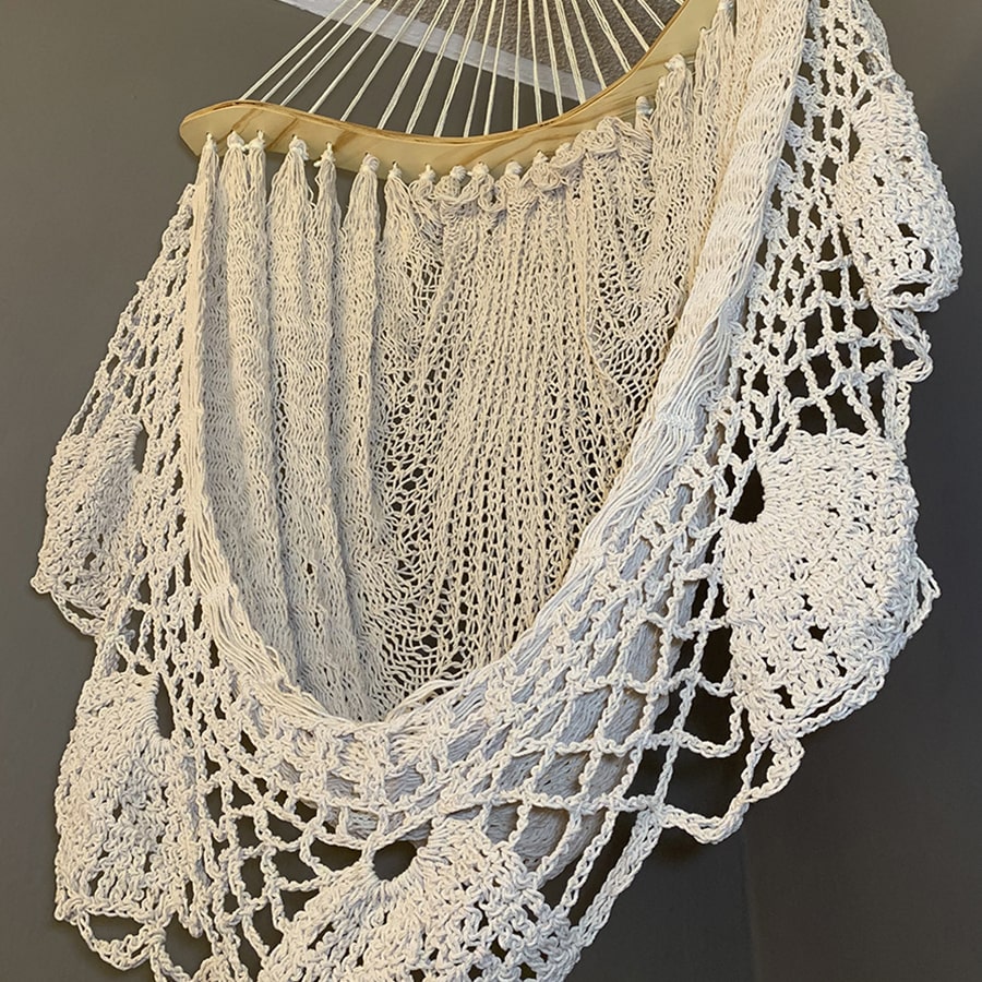 Curved with Macrame